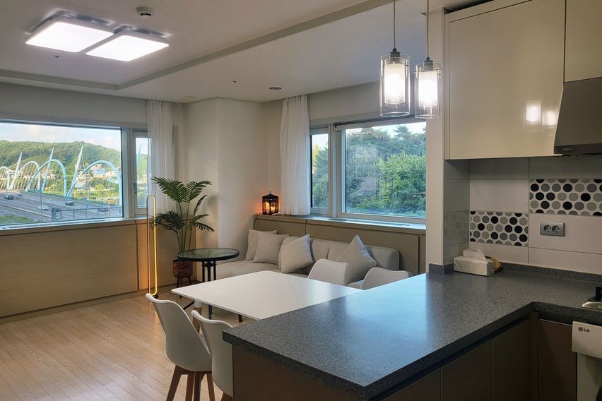 뷰 맛집 학원가 투룸 