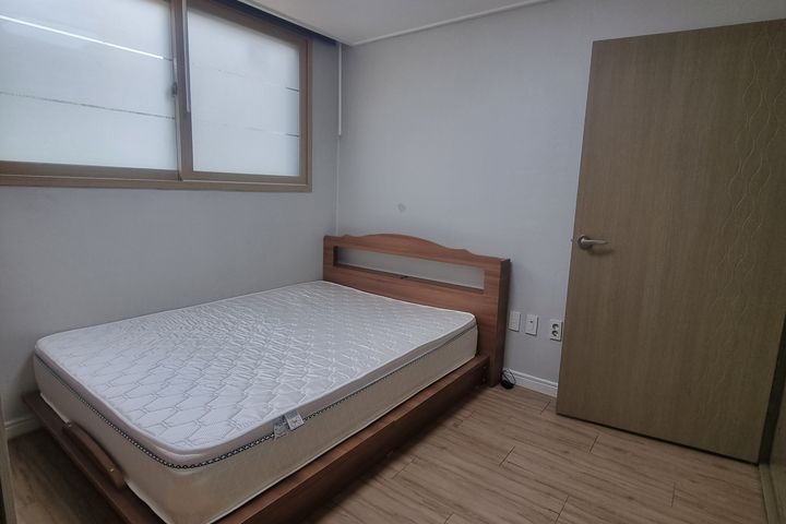 Practical mini two-room unit 3th image