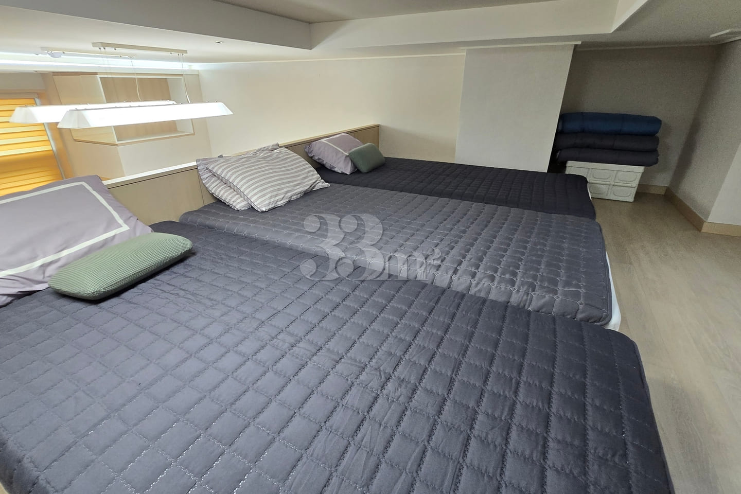 Neat studio apartment with beds for three 8th image