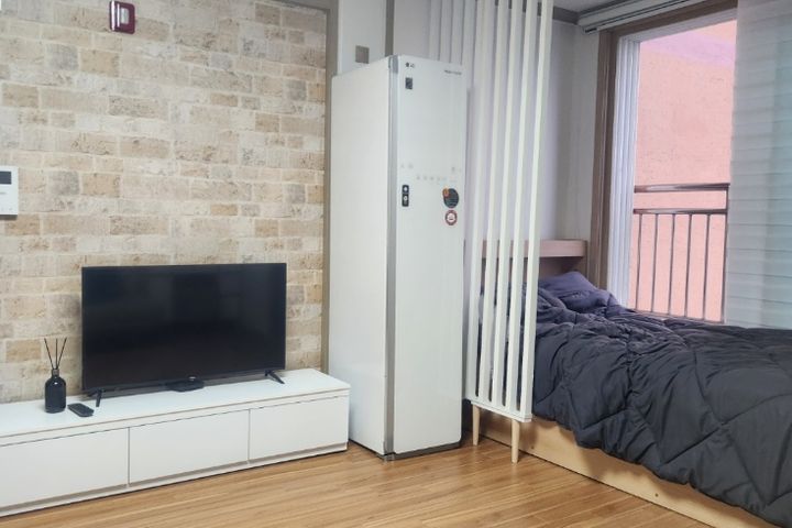Fully furnished 14-pyeong officetel 4th image