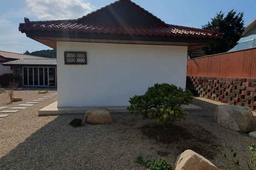 태봉산아래 스테이