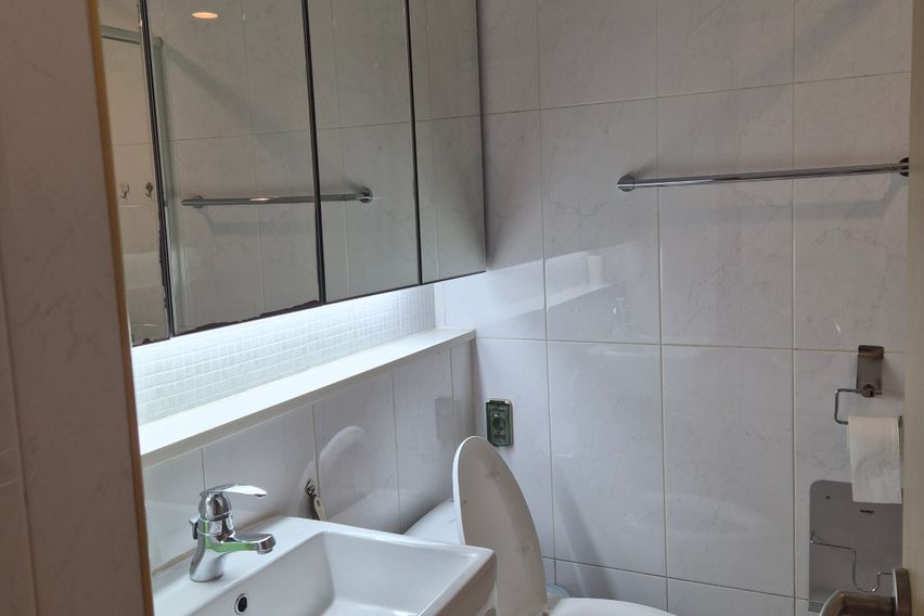 안국역 바로 연결