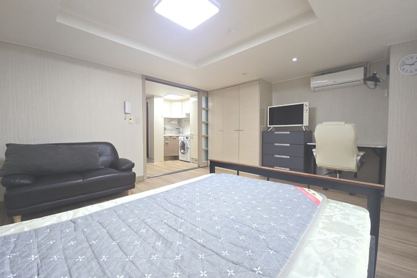 1.5룸9평,주차비없음 0번째 이미지