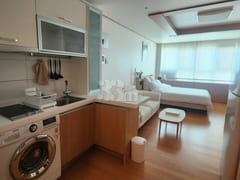 Quiet space on the top floor near Pyeongchon 10th image