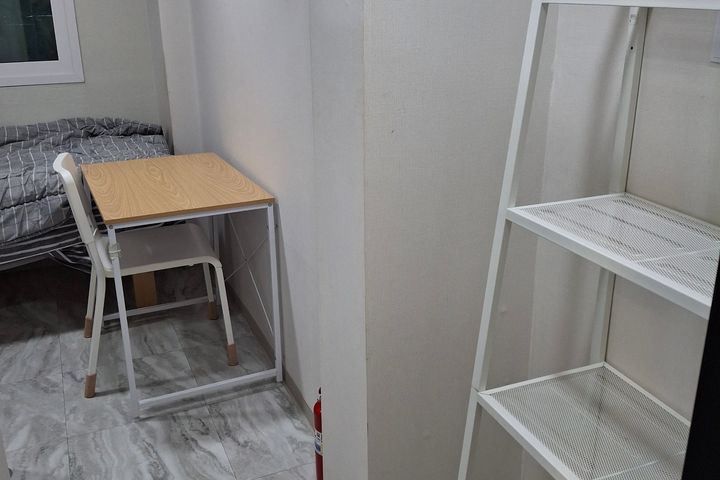 Fully furnished studio apartment near Jamsil  2th image