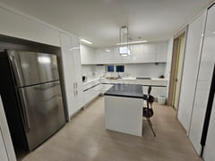 New 3-bedroom, 27-pyeong apartment with full  10th image