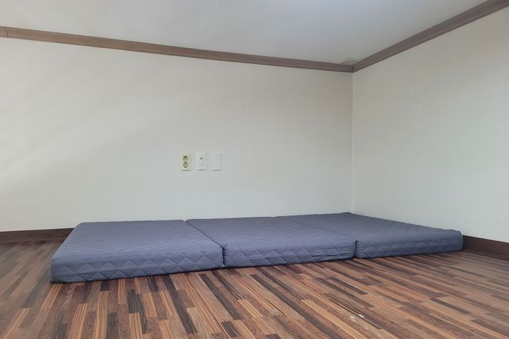 Duplex-style studio in Beomeo-dong 6th image