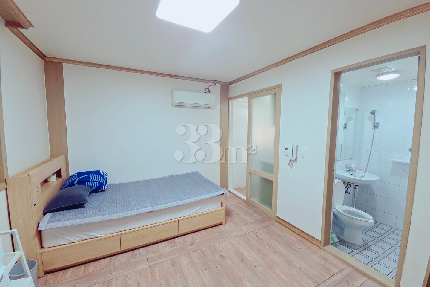 Studio apartment near Chonnam National Univer 1th image