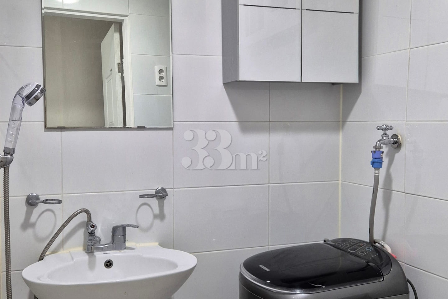 Gildong unit with separate kitchen and full f 11th image
