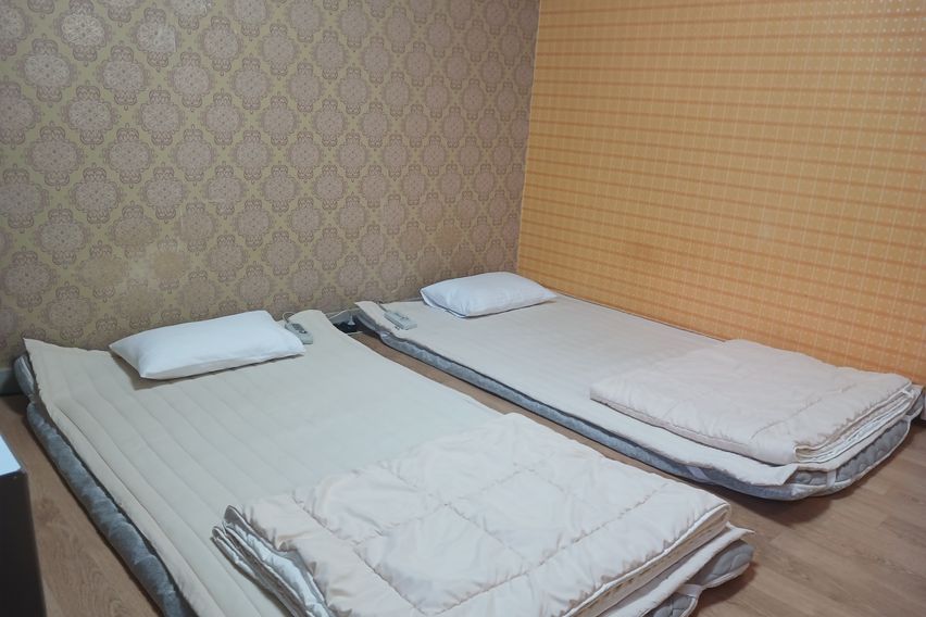 Motel monthly rental (Ondol room) 1th image