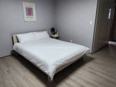 ★34-pyeong clean, newly built apartment 4th image