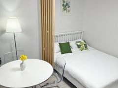 Two-room unit, 5-minute walk from the termina 1th image