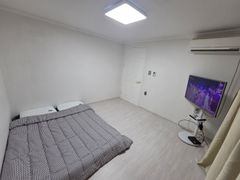 Fully renovated two-room unit in Dowon-dong 4th image