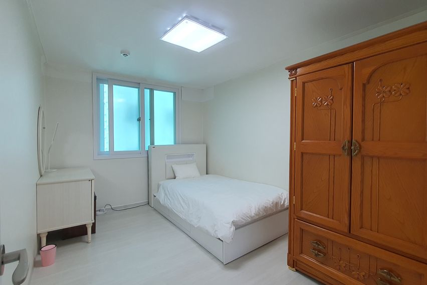 개봉역 넓고 밝고 따뜻