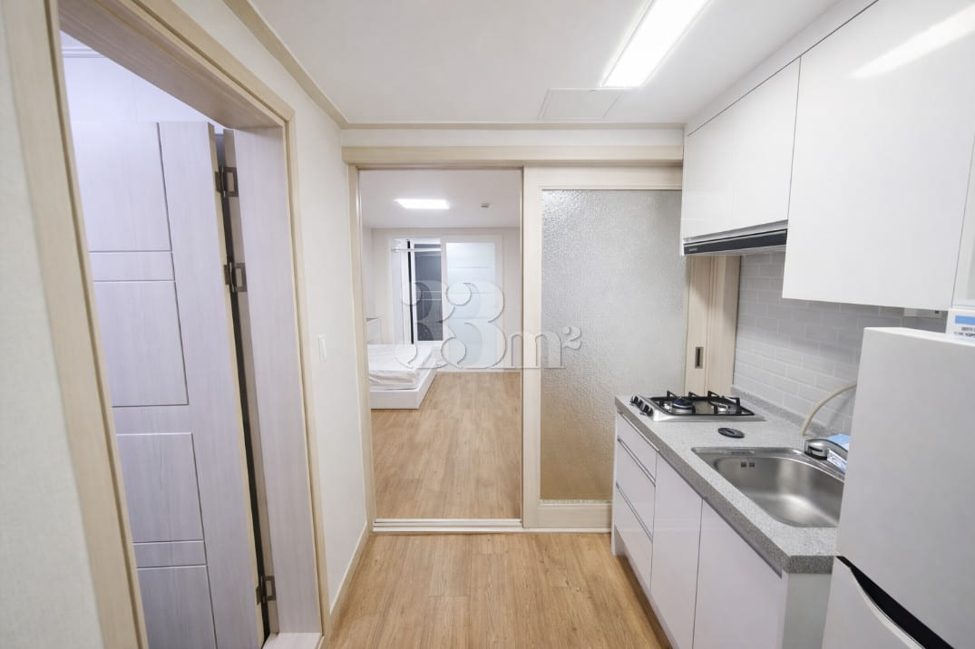 Studio apartment in central Seosan 4th image