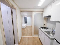 Studio apartment in central Seosan 4th image