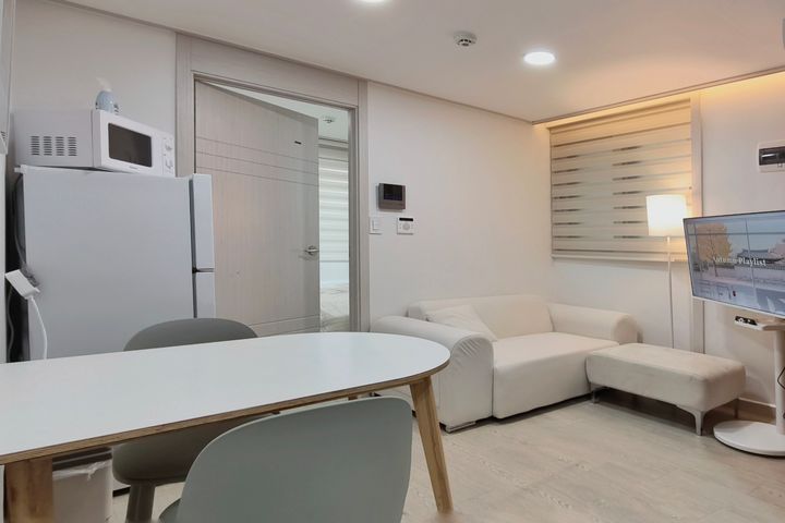 Sillim Station Line 2 New Fully-Furnished Apa 0th image