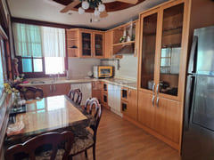 Spacious 3-bedroom villa with mountain views 12th image