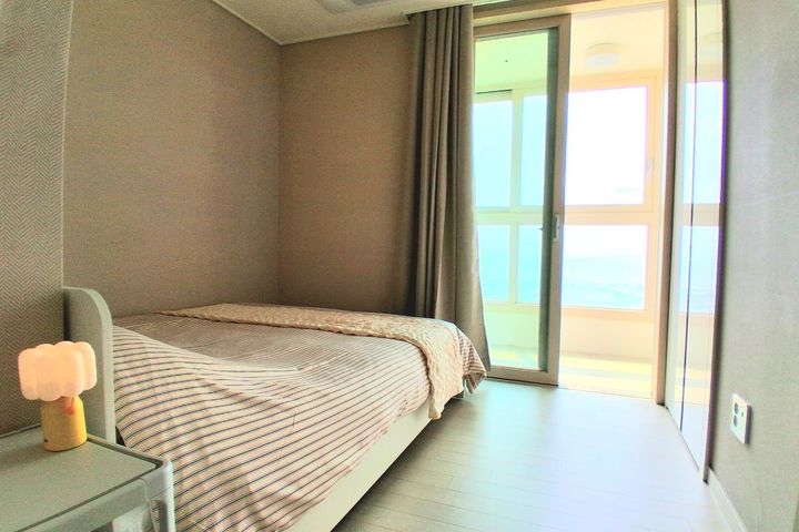 Songdo 2-Room Unit ๐ Sky View 7th image