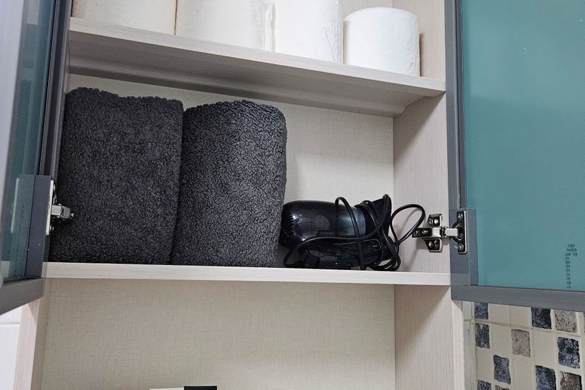 홍대신촌사이풀옵션8평