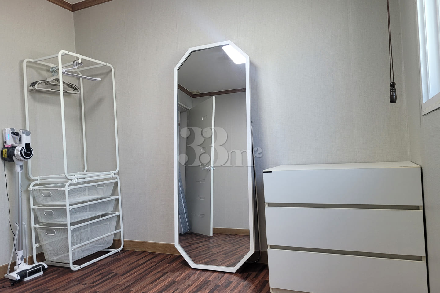 Beomeo-dong: 2 bedrooms, living room 5th image