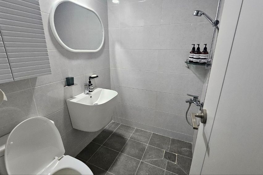 서울대 입구역 2분거리 13번째 이미지