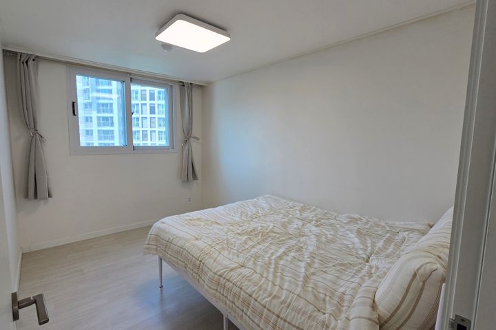 Short-term stay before moving to Gwanghwamun 9th image