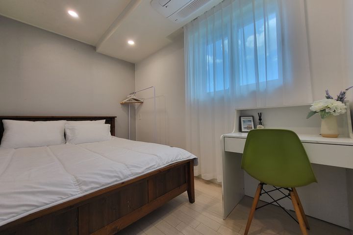 Romantic Duplex with a Spacious Terrace 1th image