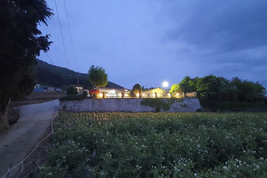 바다뷰 잔디마당 시골집