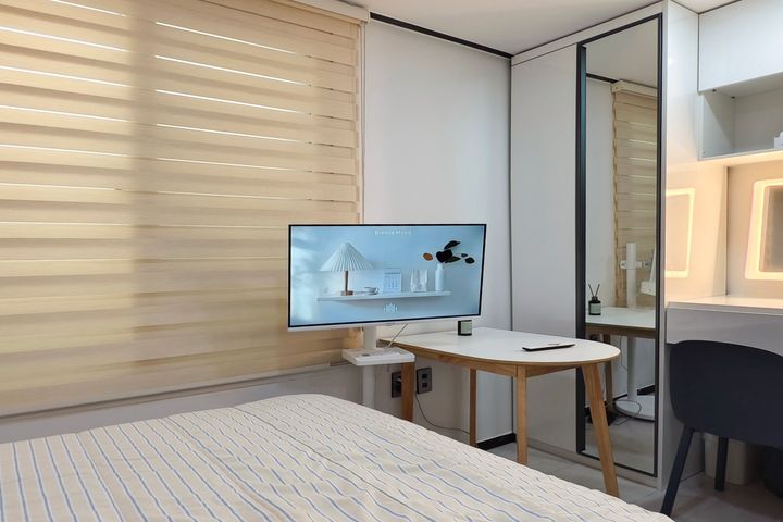 New studio apartment near Sindae-bang Station 0th image