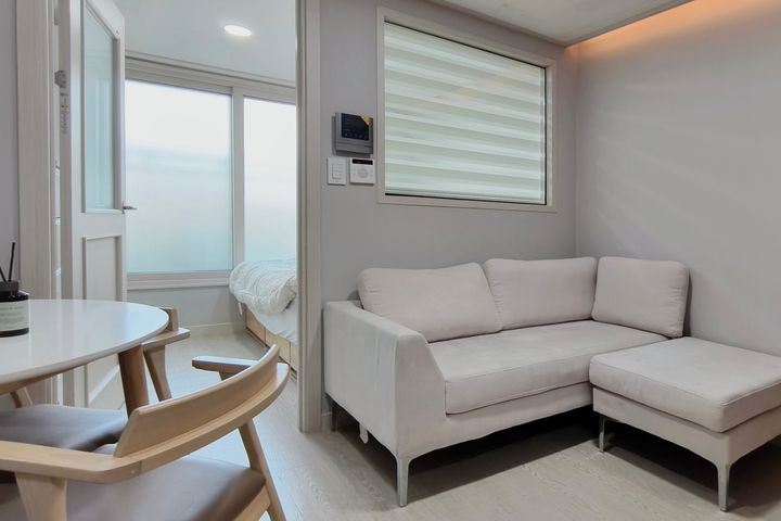 Newly built, 1-minute walk from Sillim Statio 5th image