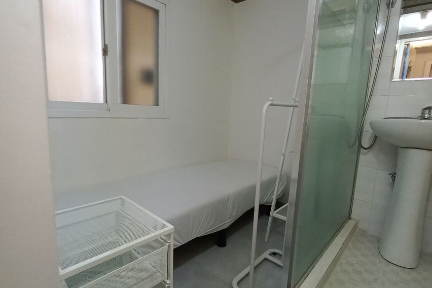 성신여대 창문있는 숙소