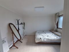 Yongsan-dong Villa, fully furnished 3th image