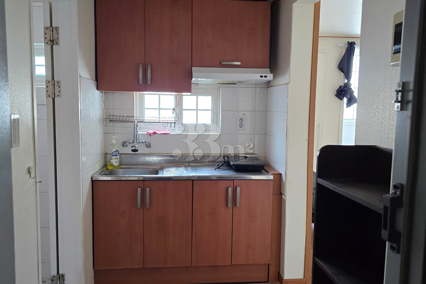 Studio apartment in Chunghyo-dong with conven 2th image