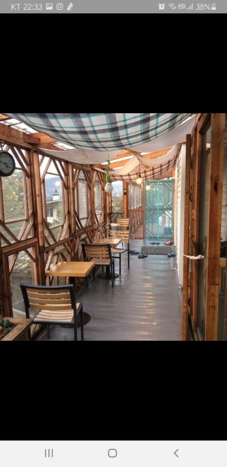 sun room 10th image