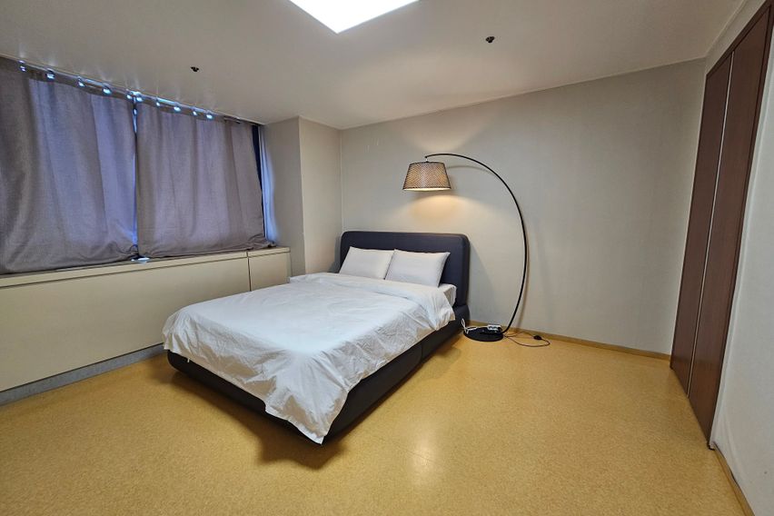 서현역, 방2개,거실