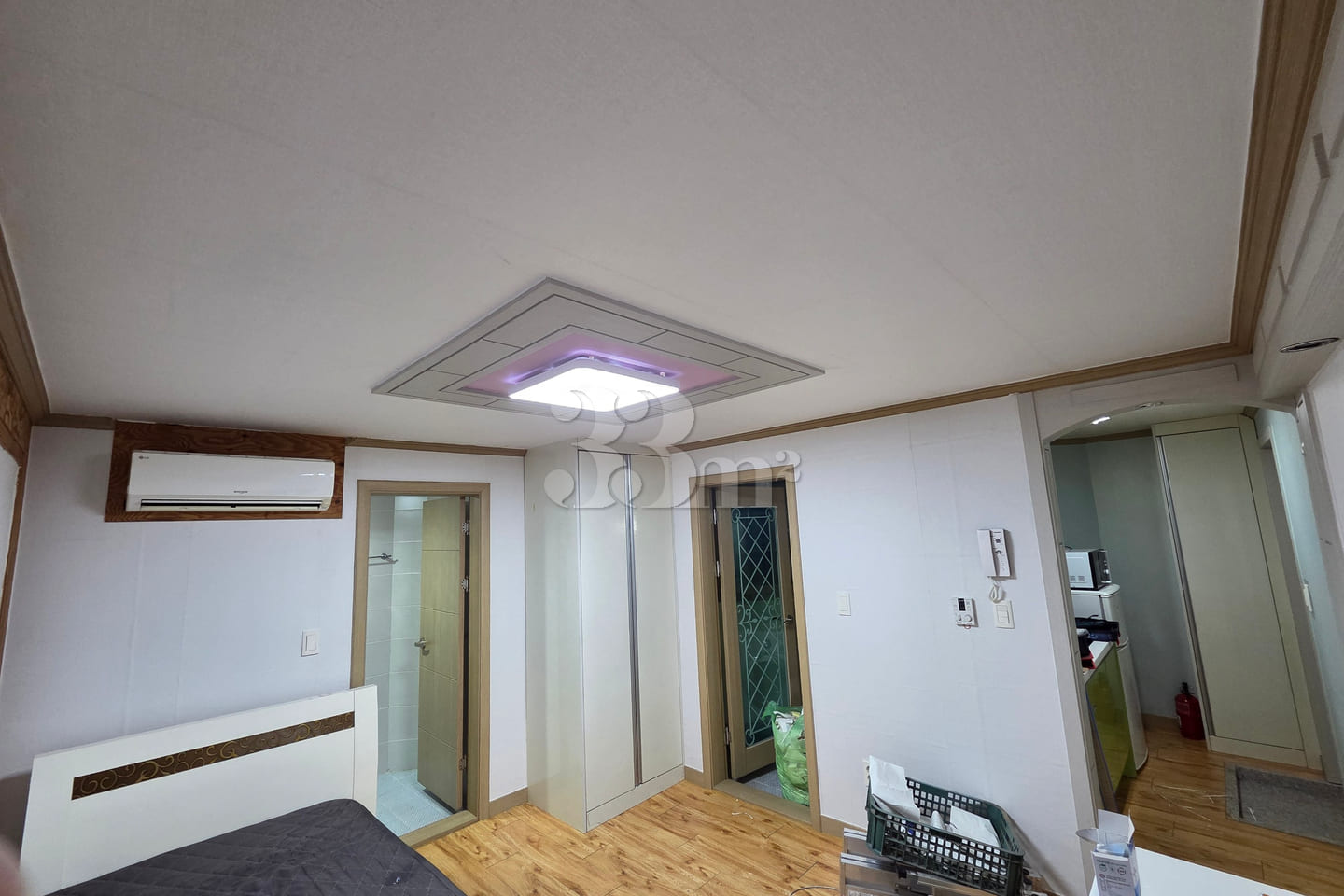 Safe studio apartment in Sinseong-dong 2th image