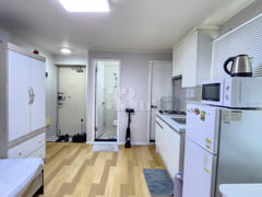 #13 Pretty Room 7th image