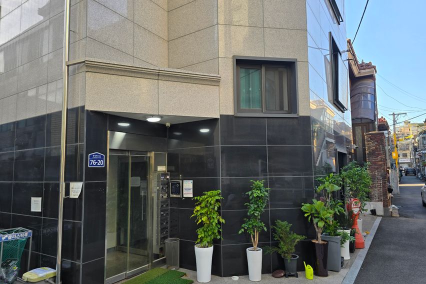 깔끔 넓은 2층방