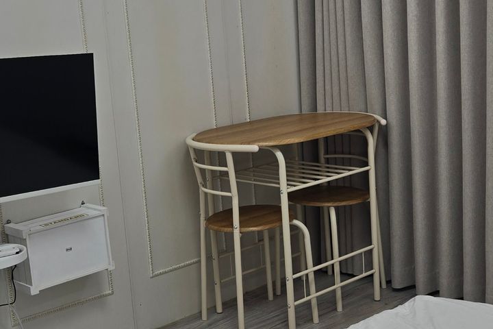 Eupseong Hwangnidan-gil Maison 201 7th image