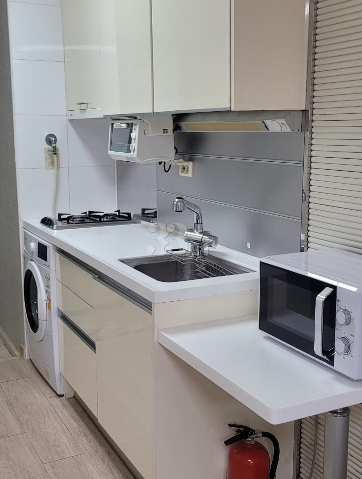 Cozy home, 5 minutes from Gangnam Sinnonhyeon 6th image