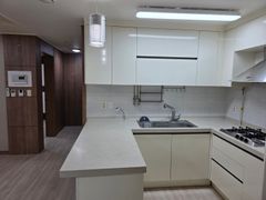 상권이용 좋고 넓은 방 1번째 이미지