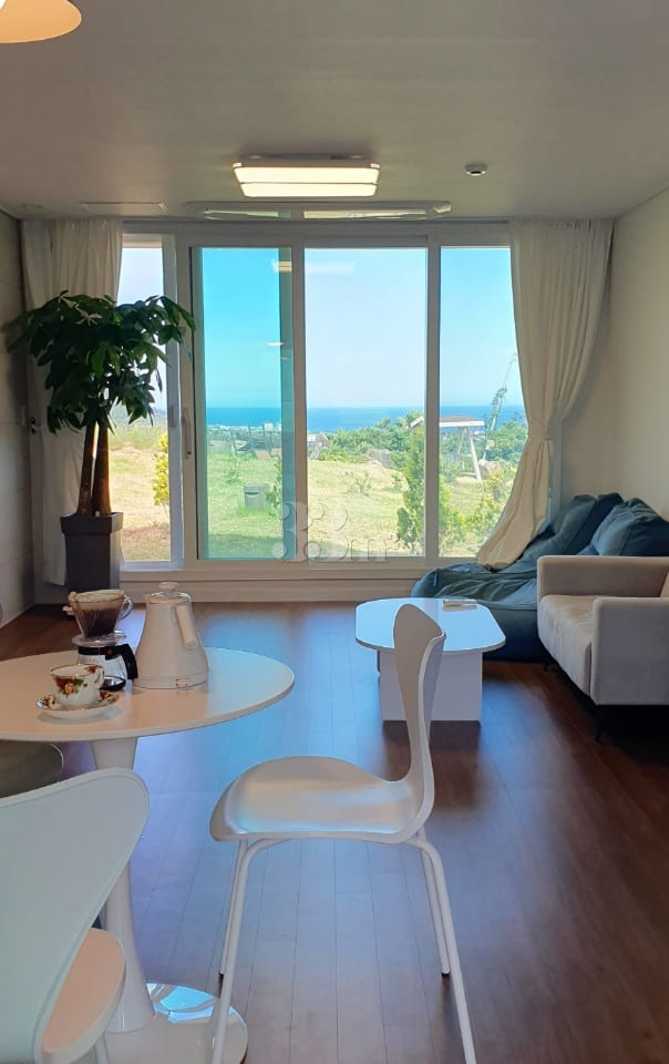 Hallasan Aewol Ocean View 1st Floor Private H 17th image