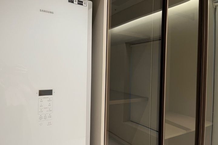 Cheongdam New Two-Room Apartment with Full Op 8th image