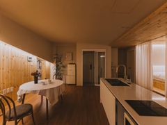 Fully furnished home with a Jacuzzi 9th image