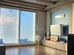 A detached house with a beautiful garden 7th image