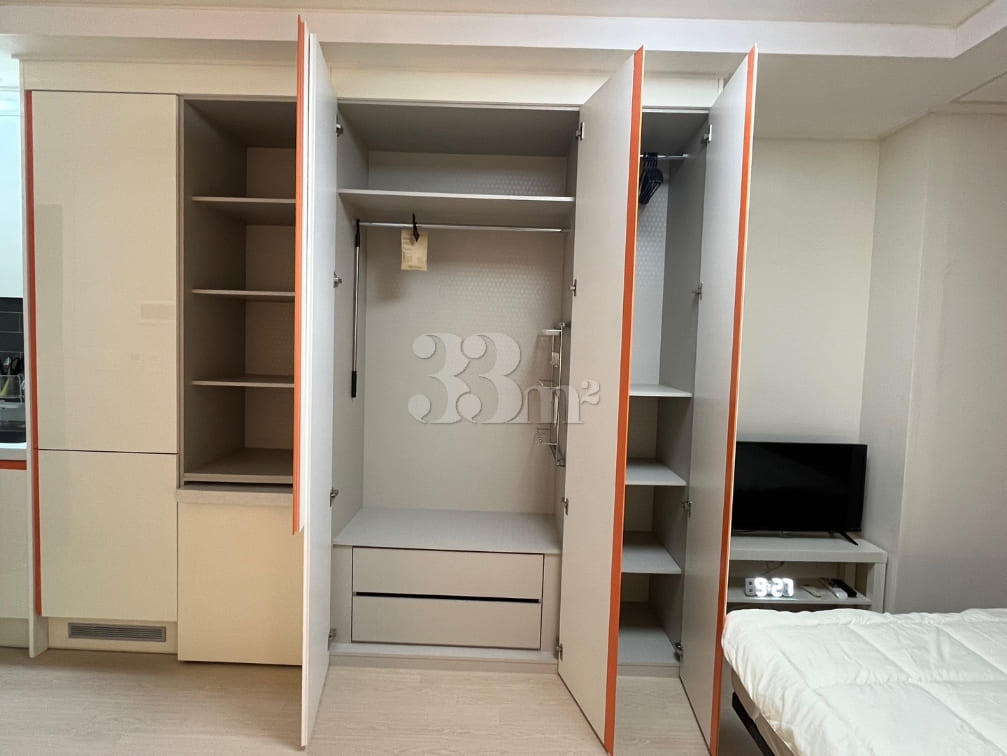 Clean studio apartment in front of Cheonan-As 13th image