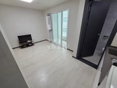 Studio apartment, 5-minute walk from Songtan  2th image