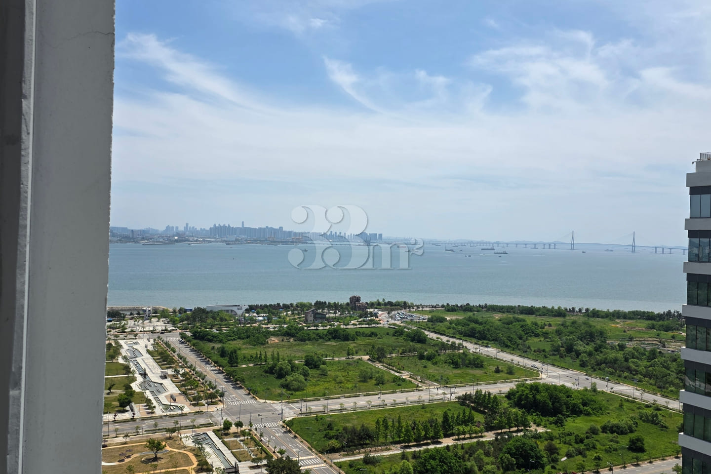 Newly built hotel with high-floor ocean views 10th image