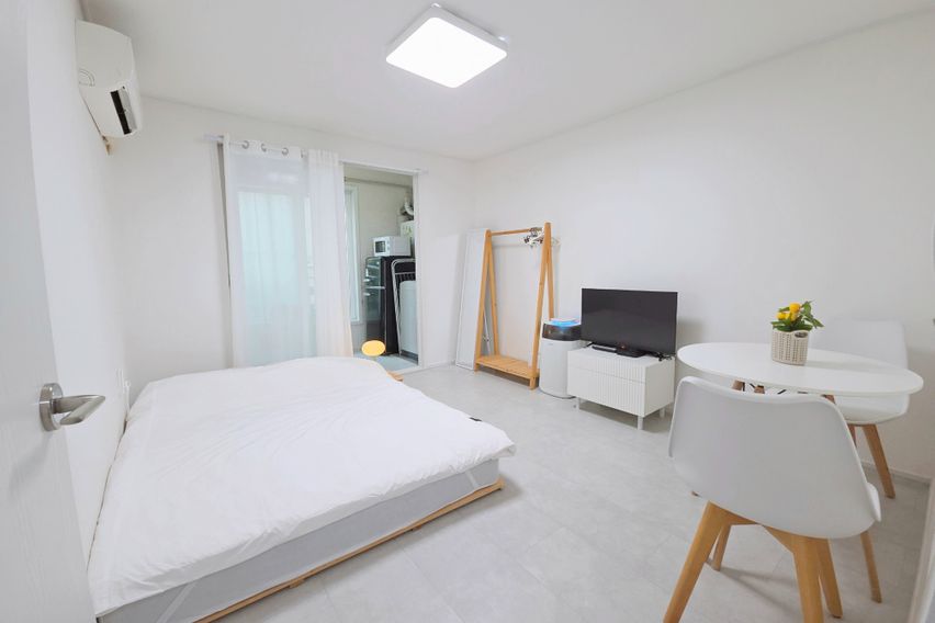 화이트 리모델링 룸 1번째 이미지